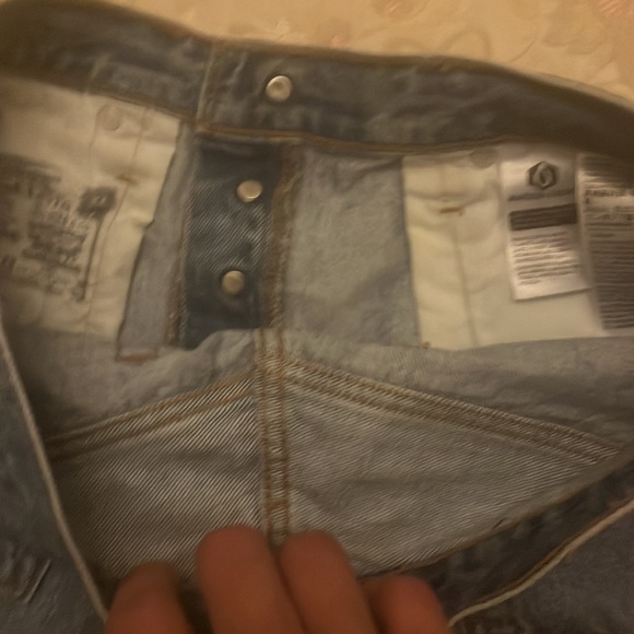 Levi’s - Picture 3 of 3